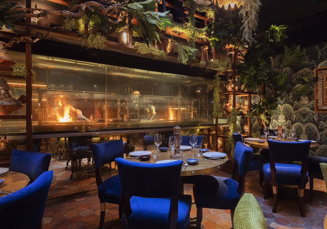 intimate restaurant lighting