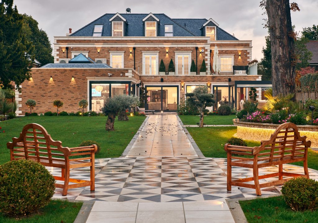 Garden Lighting design consultants