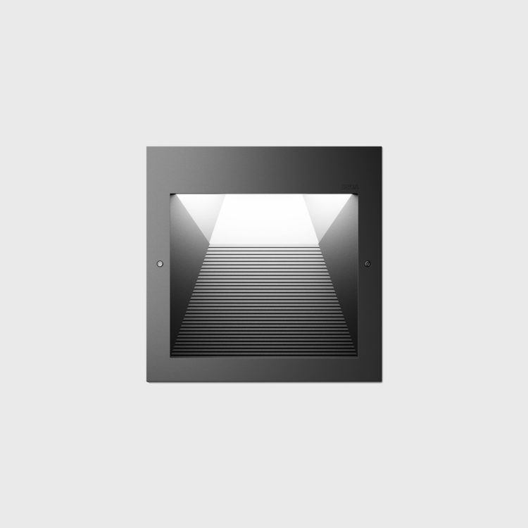 Recessed wall ceiling luminaire