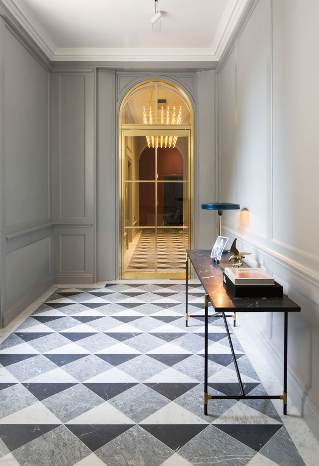 lighting entrance hall