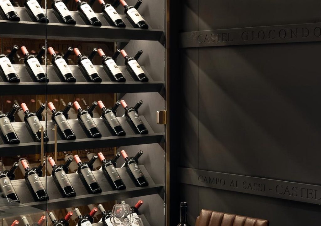 wine display lighting
