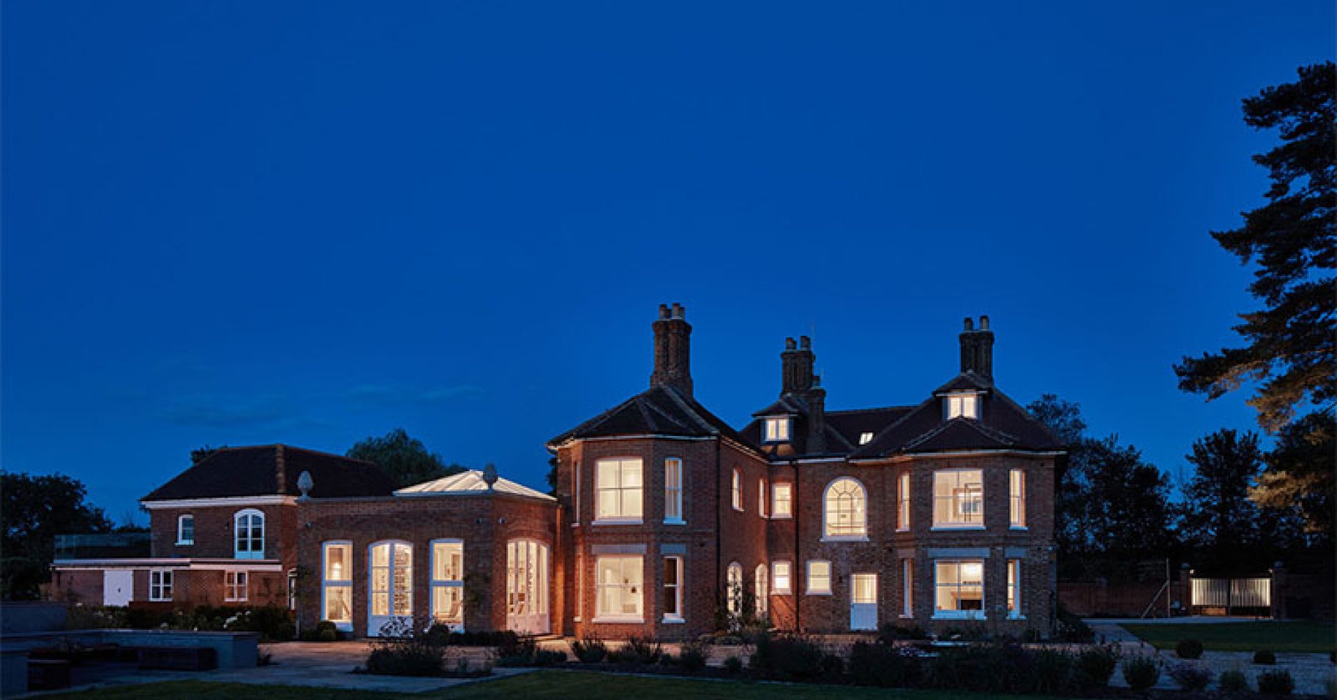 warm home lighting bayford